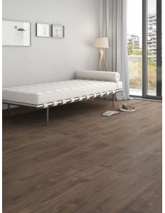 Suelo laminado acabado ROBLE TINTADO 8mm INTASA